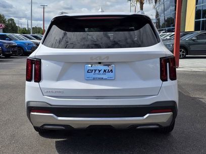 Used 2025 Kia Sorento S