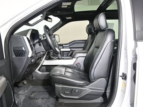 Used 2019 Ford F150 Lariat AWD/4WD image 21