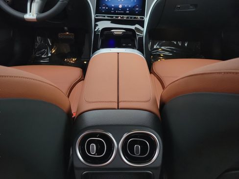 Certified 2026 Mercedes-Benz C 300 Sedan image 12