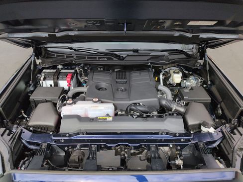 Used 2026 Toyota Tundra Limited AWD/4WD image 33
