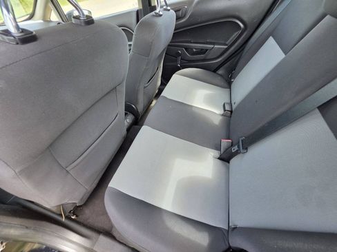 Used 2017 Ford Fiesta S FWD image 5