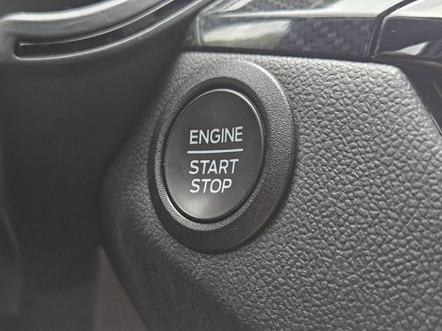 Used 2024 Ford Escape ST-Line AWD/4WD image 25