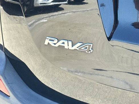 Used 2015 Toyota RAV4 Limited w/ Technology Package AWD/4WD image 30