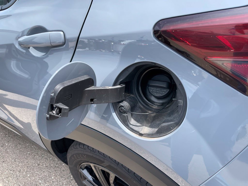 Used 2024 Nissan Kicks SR w/ SR Premium Package FWD image 45