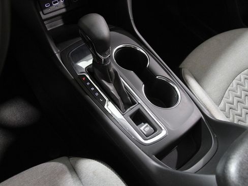 Certified 2024 Chevrolet Equinox LS w/ LS Convenience Package image 15