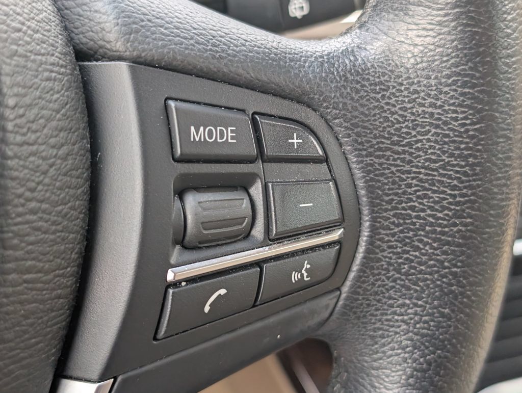 Used 2017 BMW X3 sDrive28i RWD image 14