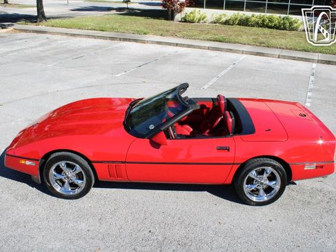 Used 1989 Chevrolet Corvette Convertible image 33