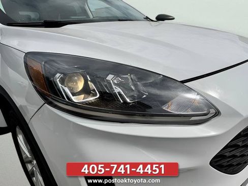 Used 2022 Ford Escape SE AWD/4WD image 8