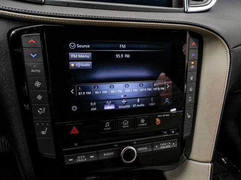 Used 2023 INFINITI QX55 Luxe w/ Cargo Package AWD/4WD image 33