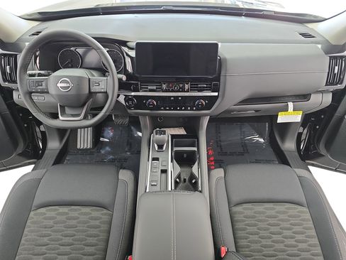 New 2026 Nissan Pathfinder SV image 9