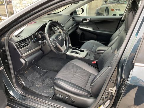 Used 2013 Toyota Camry SE image 14
