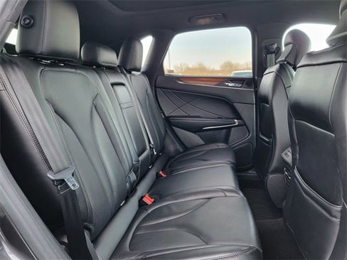 Used 2017 Lincoln MKC Reserve w/ Lincoln MKC Climate Package image 23