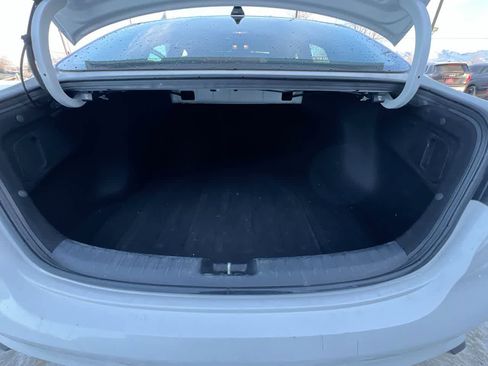 Certified 2022 Kia Forte LXS image 25