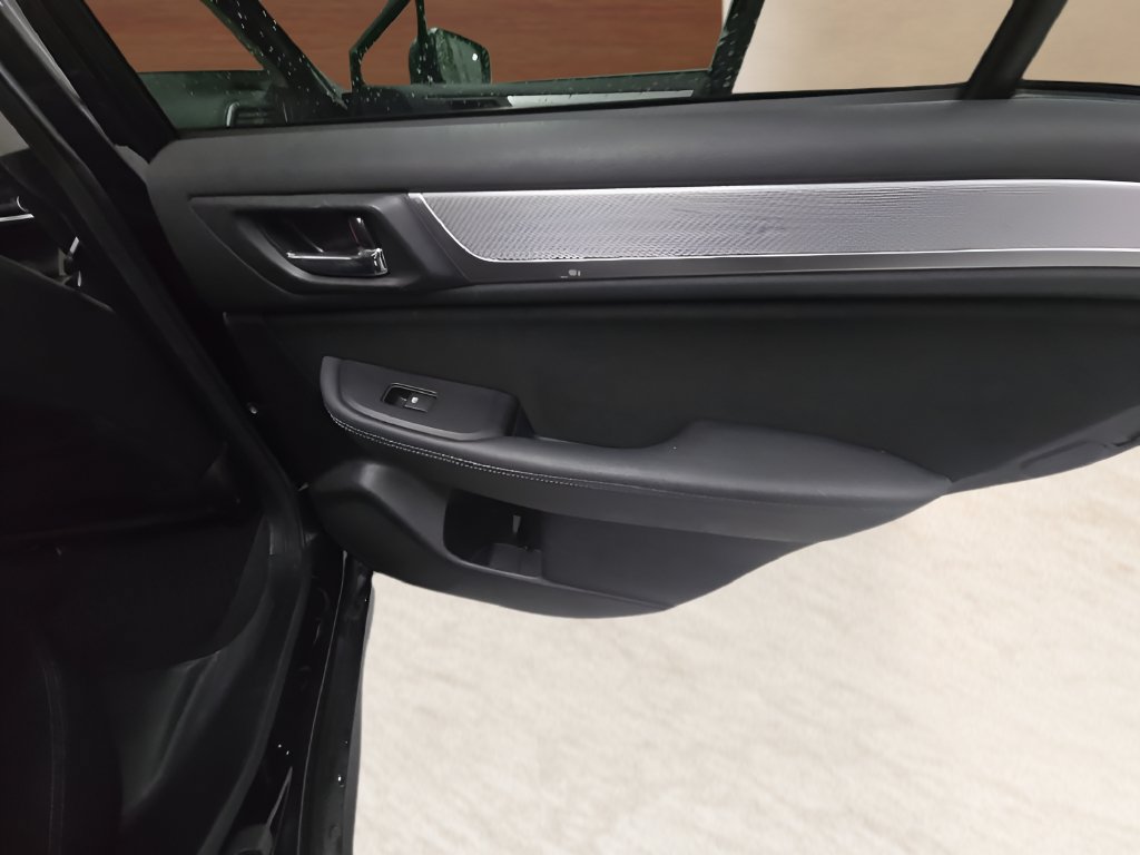 Used 2019 Subaru Outback 2.5i Premium AWD/4WD image 22