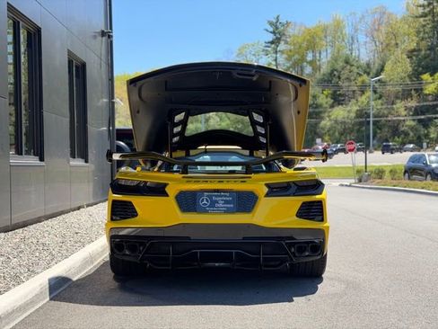 Used 2025 Chevrolet Corvette Stingray Preferred Cpe w/ Z51 Performance Package RWD image 48