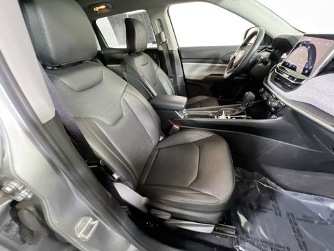 Used 2022 Jeep Compass Latitude w/ Sun and Sound Group image 28