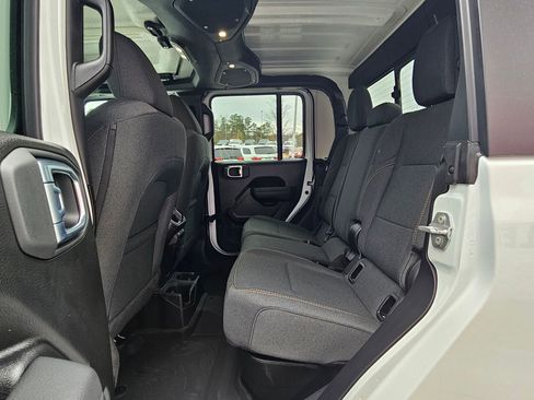 New 2026 Jeep Gladiator Sport image 23