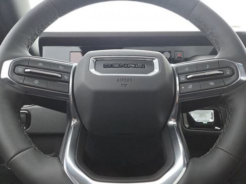 New 2026 GMC Yukon XL Denali w/ Sun & Power Step Package image 40