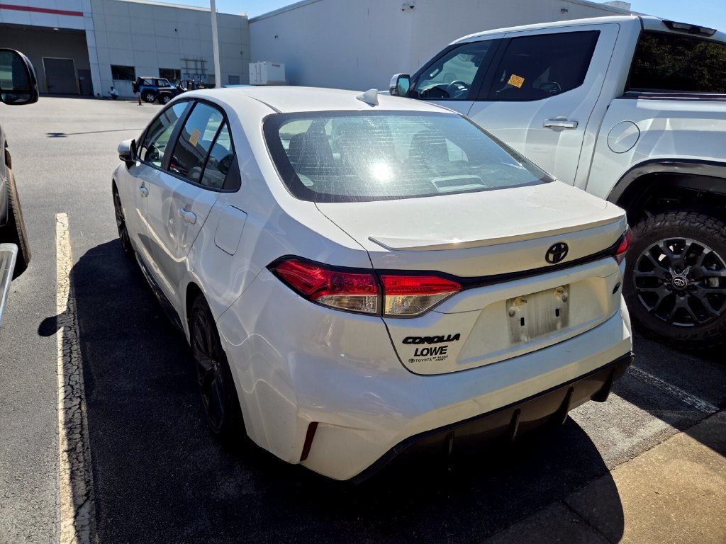 Used 2024 Toyota Corolla SE FWD image 6