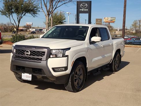 Certified 2025 Nissan Frontier SV w/ SV Convenience Package image 1