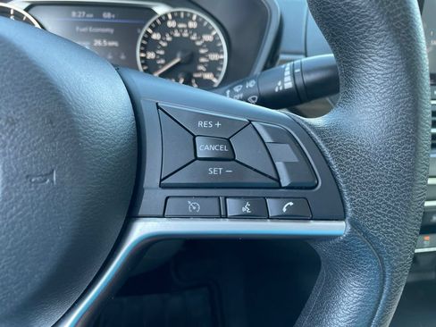 Used 2024 Nissan Altima 2.5 SV FWD image 26