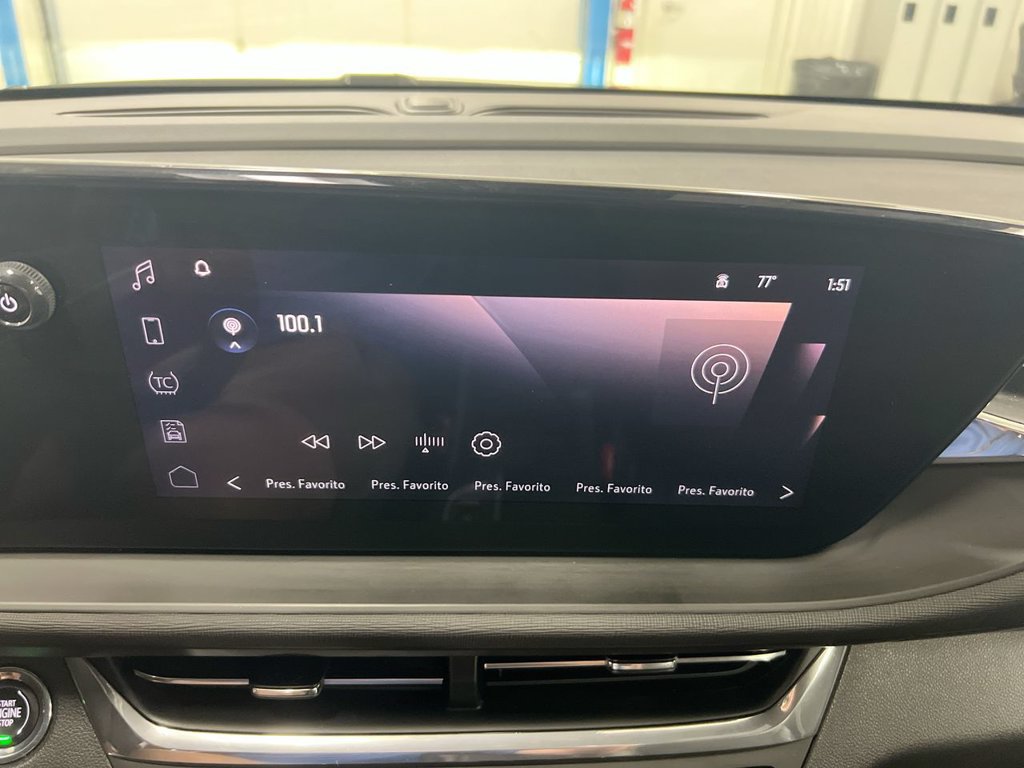 Used 2025 Buick Envista Preferred w/ Convenience I Package FWD image 14