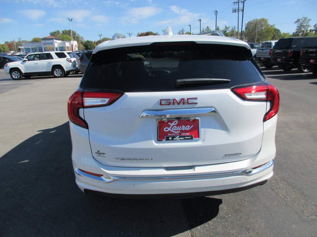 Certified 2024 GMC Terrain Denali AWD/4WD image 7