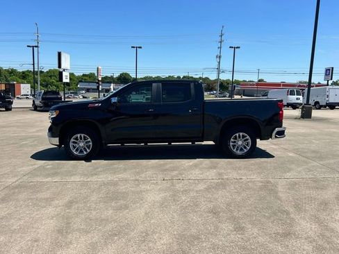Certified 2025 Chevrolet Silverado 1500 LT w/ Z71 Off-Road Package AWD/4WD image 8