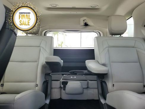 New 2025 Lincoln Navigator Reserve image 26