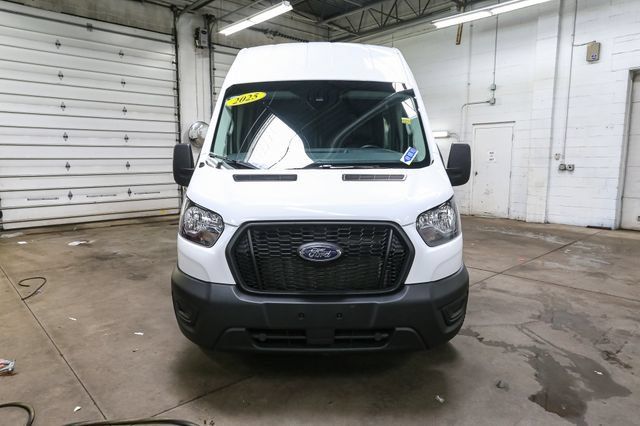 Used 2025 Ford Transit 250 148 High Roof AWD image 4
