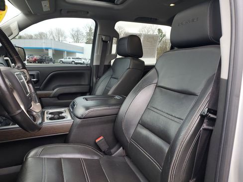 Used 2018 GMC Sierra 1500 Denali w/ Denali Ultimate Package AWD/4WD image 16