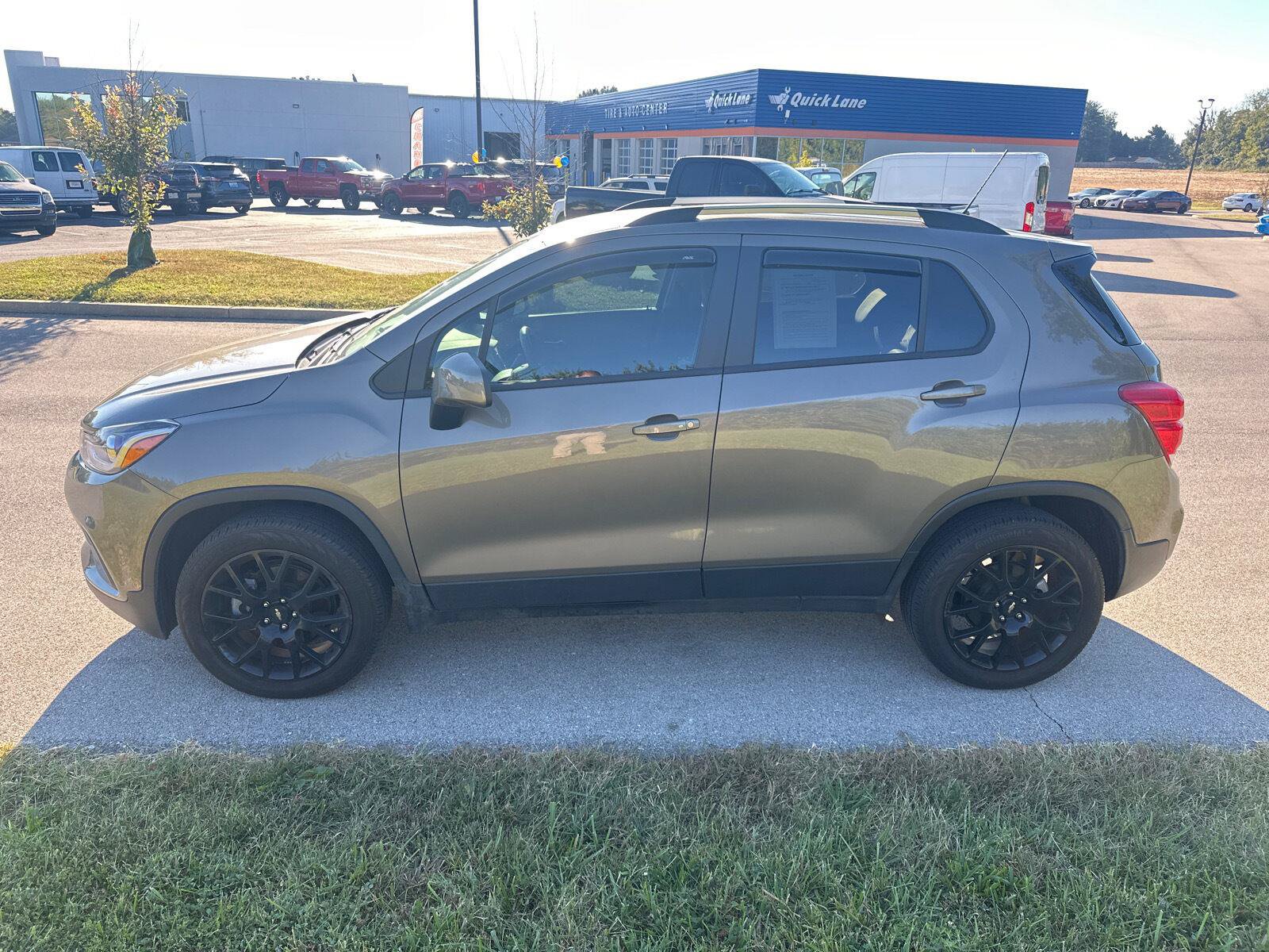 Used 2022 Chevrolet Trax LT w/ Sport Edition AWD/4WD image 10