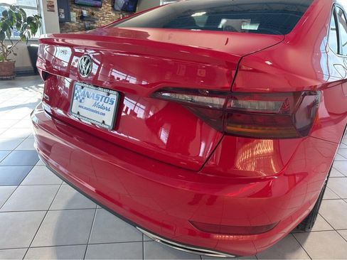 Used 2019 Volkswagen Jetta R-Line FWD image 40