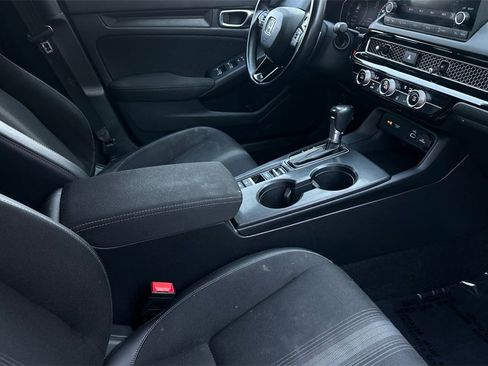 Used 2023 Honda Civic Sport image 16
