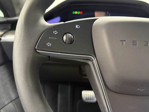 Used 2024 Tesla Model S Plaid image 27