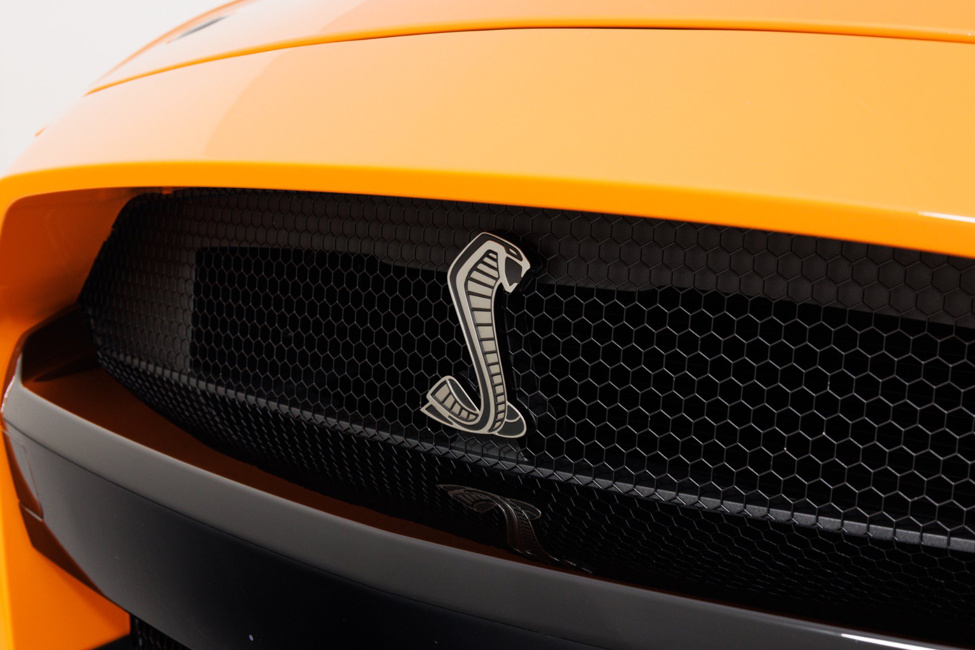 Used 2021 Ford Mustang Shelby GT500 w/ Carbon Fiber Track Pack RWD image 60