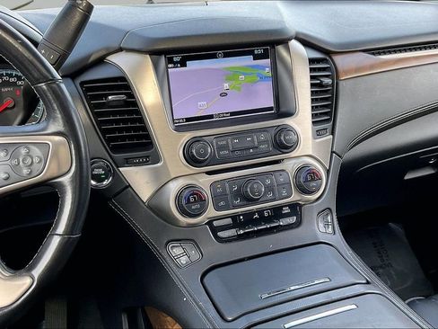 Used 2020 GMC Yukon Denali w/ Denali Premium Package AWD/4WD image 6