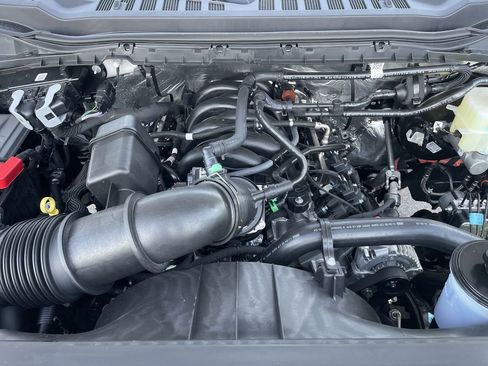 New 2026 Ford F250 XL w/ XL Chrome Package image 28