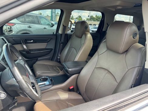 Used 2017 GMC Acadia Limited SLT FWD image 8