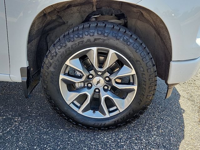 Certified 2024 Chevrolet Silverado 1500 RST w/ Convenience Package II AWD/4WD image 8
