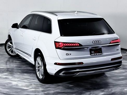 Used 2023 Audi Q7 3.0T Premium Plus w/ Premium Plus Package AWD/4WD image 12