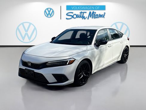 Used 2024 Honda Civic Sport image 3