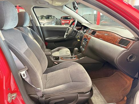 Used 2011 Chevrolet Impala LT image 35