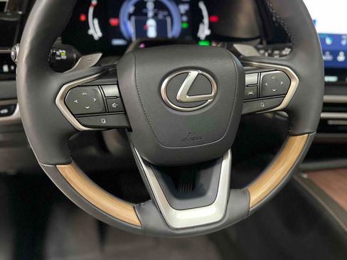 Used 2023 Lexus RX 350 w/ Cold Area Package AWD/4WD image 38
