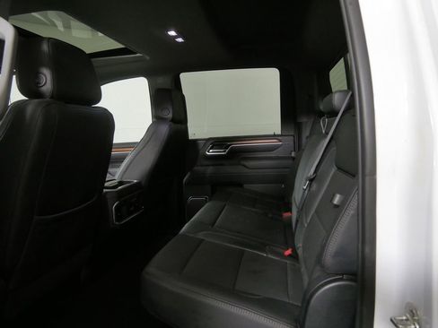 Used 2025 GMC Sierra 3500 Denali w/ Denali Reserve Package image 17