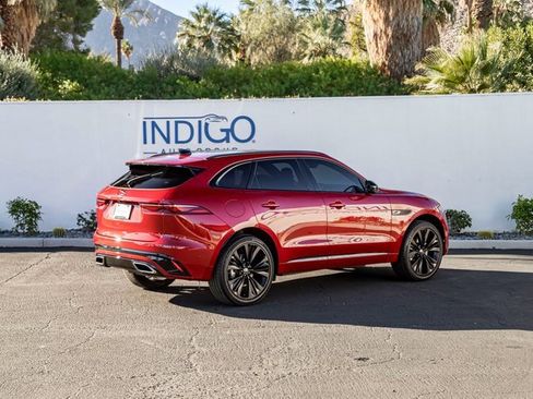 Used 2025 Jaguar F-PACE R-Dynamic S image 6