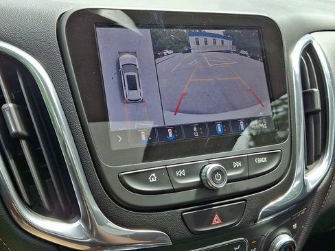 Used 2019 Chevrolet Equinox Premier AWD/4WD image 19