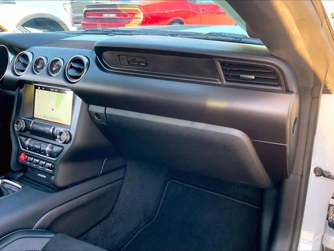 Used 2017 Ford Mustang Shelby GT350 image 15