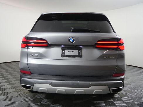 Certified 2026 BMW X5 xDrive40i AWD/4WD image 4