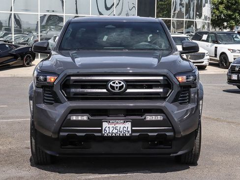 Used 2025 Toyota Tacoma SR5 RWD image 2